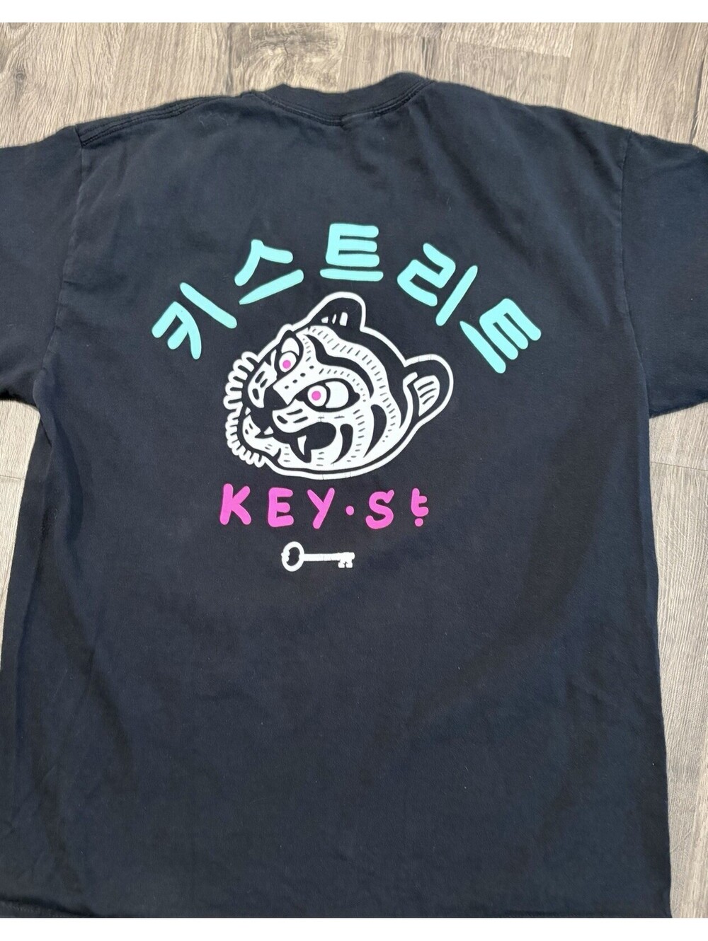 Key Street Tora Tiger Mens Black T-Shirt Skate Streetwear Korean Graphic Large